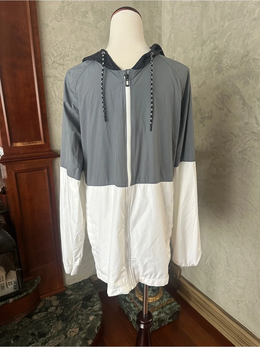 Hurley hooded windbreaker